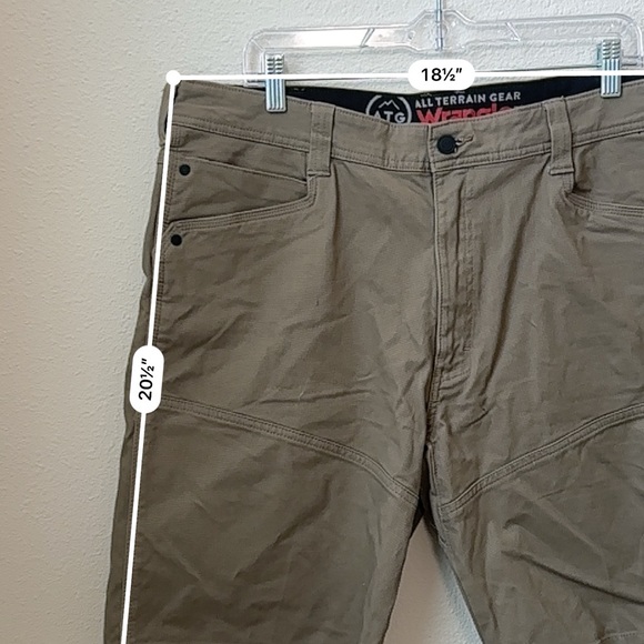 Wrangler Men's Waist 38 Cargo Tan Shorts - Picture 9 of 10